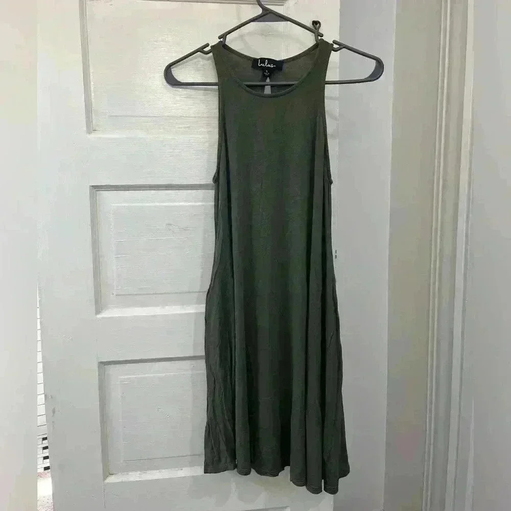 Lulus Olive Green mini sundress‎ with pockets size small